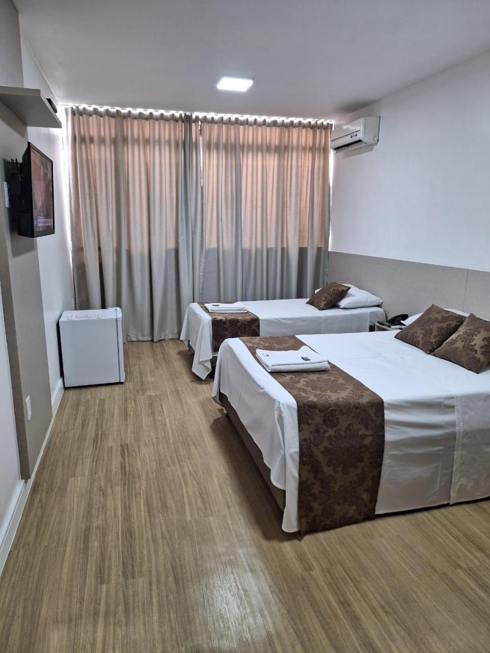 Max Hotel Brasilia Exterior photo