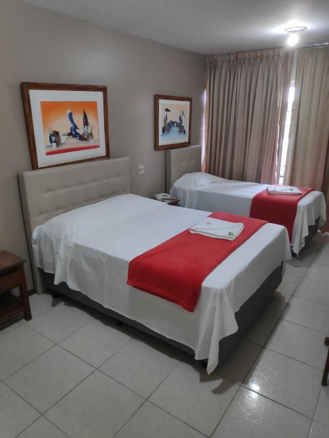 Max Hotel Brasilia Exterior photo