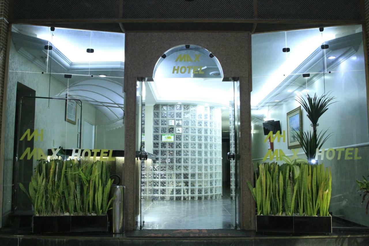 Max Hotel Brasilia Exterior photo