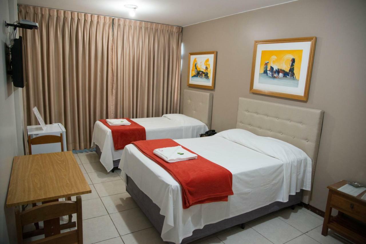 Max Hotel Brasilia Exterior photo